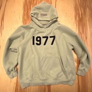 Essentials Fear Of God 1977 Hoodie Wheat Size S NWOT